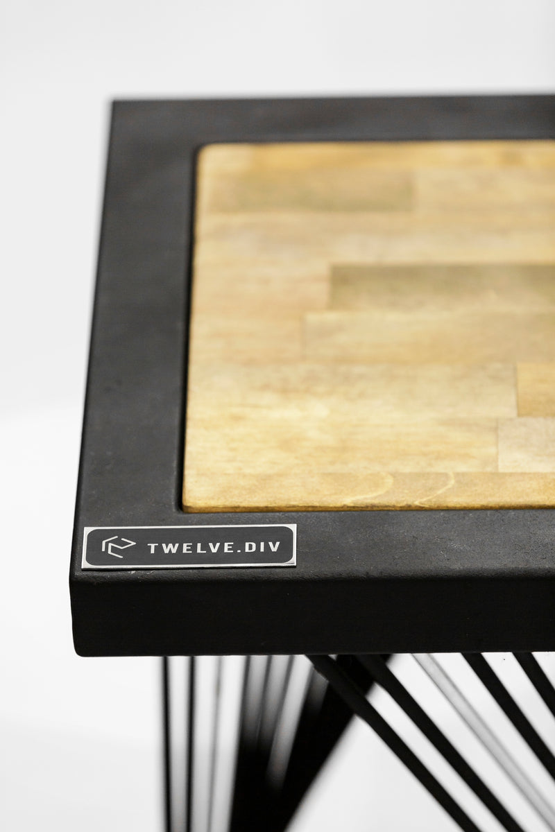 IRON TABLE – Twelve-div